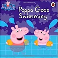 Peppa Pig: Peppa Goes Swimming (Paperback)