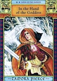 In the Hand of the Goddess (Hardcover, Reprint)