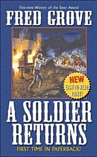 A Soldier Returns (Paperback, Reprint)