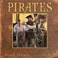 Pirates (Paperback, Reprint)