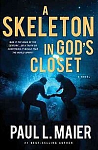 Skeleton in Gods Closet (Paperback)