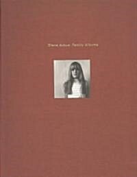 Diane Arbus (Paperback)