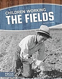 Children Working the Fields (Paperback)