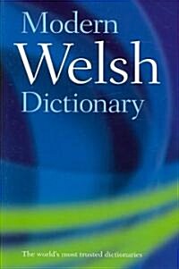 Modern Welsh Dictionary : A Guide to the Living Language (Paperback)