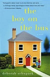 The Boy on the Bus (Paperback)