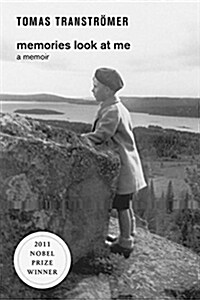Memories Look at Me: A Memoir (Paperback)
