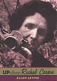 Up Close: Rachel Carson (Paperback)