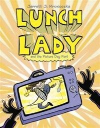 Lunch Lady and the Picture Day Peril (Paperback)