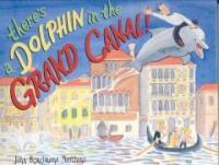 There's a dolphin in the Grand Canal!