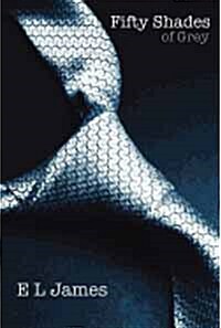 Fifty Shades of Grey (Paperback)