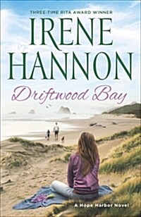 Driftwood Bay: A Hope Harbor Novel (Paperback)