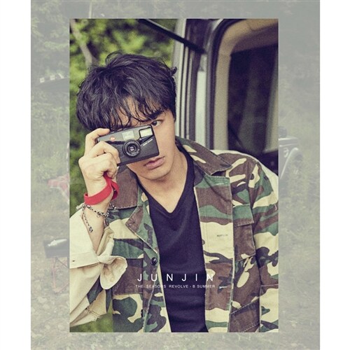 [중고] [화보집] 전진 - The Seasons Revolve [B Summer Ver.]