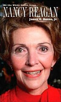 Nancy Reagan: On the White House Stage (Hardcover)