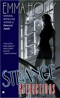 Strange Attractions (Mass Market Paperback, Reprint)