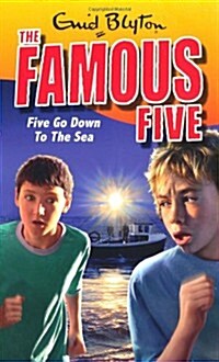 Five Go Down To The Sea : Book 12 (Paperback)
