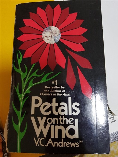 [중고] Petals on the Wind (Mass Market Paperback)