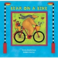 Bear on a Bike (Hardcover)