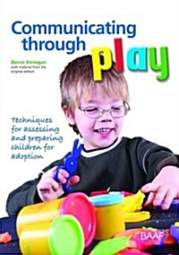Communicating Through Play (Paperback)