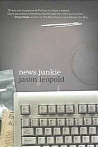 News Junkie (Paperback)