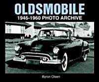 Oldsmobile 1946-1960 Photo Archive (Paperback)