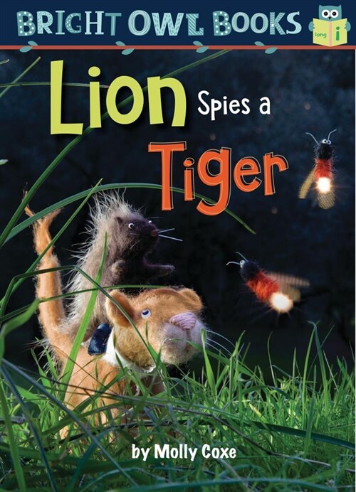 Lion Spies a Tiger (Paperback)