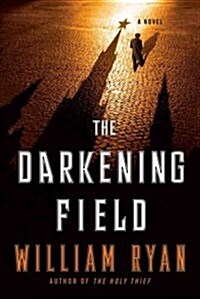 The Darkening Field (Paperback)