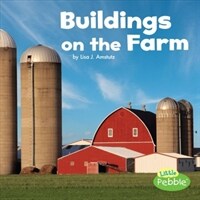 Buildings on the Farm (Paperback)