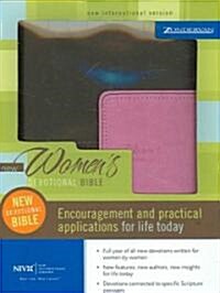 New Womens Devotional Bible (Paperback)