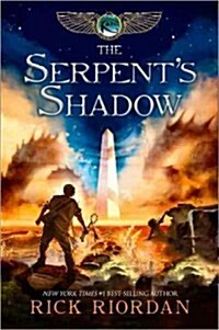 The Serpents Shadow (Hardcover, Large Print)