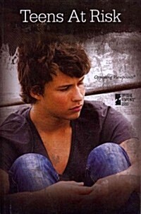 Teens at Risk (Paperback)