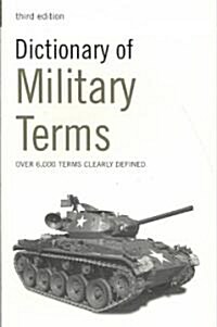 Dictionary of Military Terms : Over 6,000 words clearly defined (Paperback)