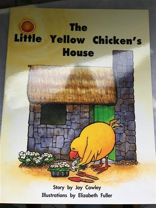 (The) Little Yellow Chicken's House 표지이미지