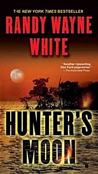 Hunters Moon (Mass Market Paperback, Reprint)