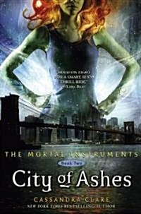City of Ashes, 2 (Hardcover)