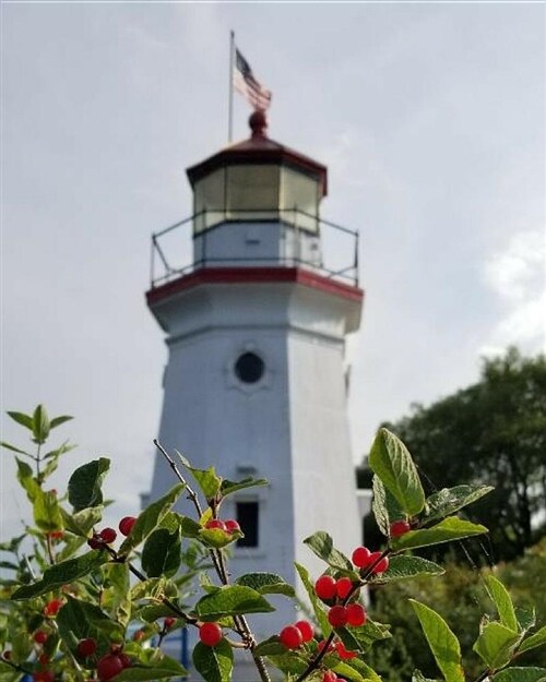 Lighthouse: Notebook Journal Diary - Cheboygan, Michigan Crib Light (Paperback)