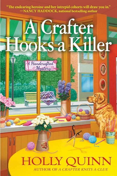 A Crafter Hooks a Killer: A Handcrafted Mystery (Hardcover)