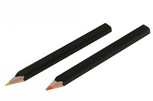 Moleskine Highlighter Pencil Set: With Cap and Sharpener (Hardcover)