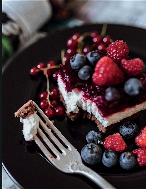 Raspberry and Blueberry Cake and Fork: Plain Lined Journal Book for Ambitious Kitchen Moms (Paperback)