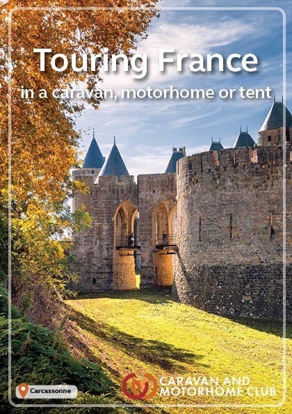 The Caravan and Motorhome Clubs Touring France 2019: in a caravan, motorhome or tent (Paperback, New ed)