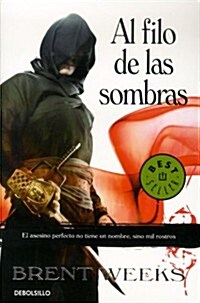 Al filo de las sombras / Shadows Edge (Paperback, POC, Translation)