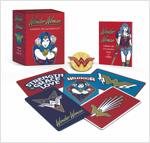 Wonder Woman: Magnets, Pin, and Book Set (Paperback)