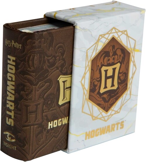 Harry Potter: Hogwarts School of Witchcraft and Wizardry (Tiny Book) (Hardcover)
