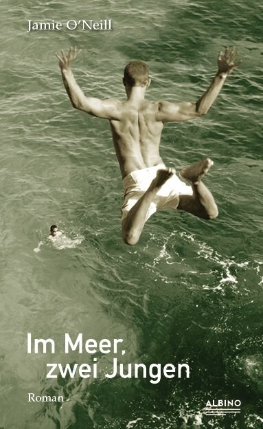 Im Meer, zwei Jungen (Paperback)