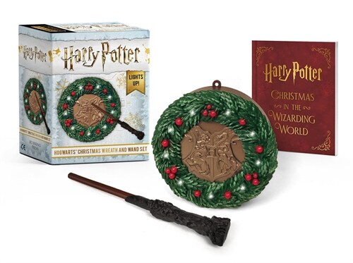 Harry Potter: Hogwarts Christmas Wreath and Wand Set: Lights Up! (Paperback)