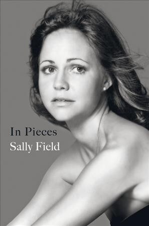 In Pieces (Paperback)