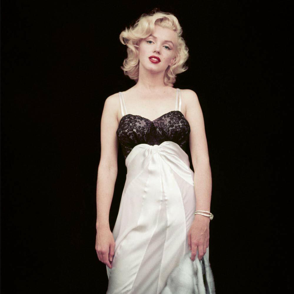 The Essential Marilyn Monroe : Milton H. Greene: 50 Sessions (Hardcover)