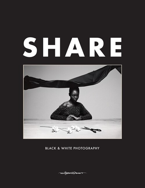 Share Black and White (Hardcover)