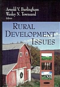 Rural Development Issues (Hardcover)