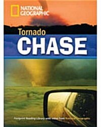 Tornado Chase + Book with Multi-ROM: Footprint Reading Library 1900 (Paperback)