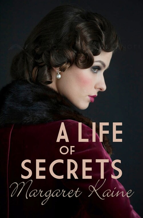 A Life of Secrets : An uplifting story of betrayal and resilience (Hardcover)